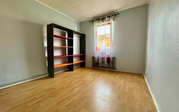 Maison à vendre    4 pièces • 91,01 m2 Saint-Léger-du-Bourg-Denis