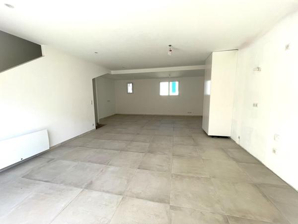 La Roque, maison 84m² avec terrasse et garage