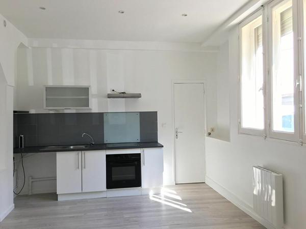 Immeuble à vendre    4 pièces • 120 m2 Reims