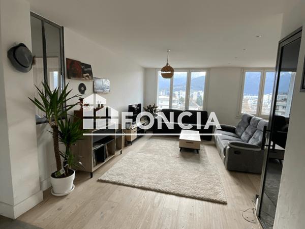Location Appartement 3 pièces 57.83 m² - 40 AVENUE DE GENEVE Annecy 74000