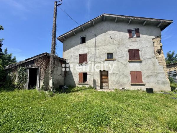 Maison
         7 pièces
        - 140 m² Exclusivité 90 000 € *