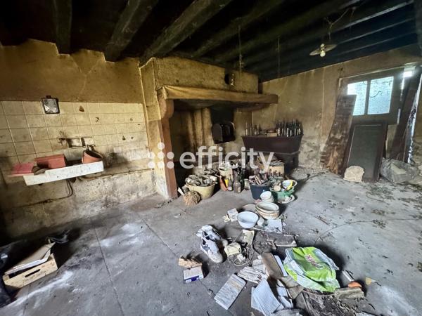 Maison
         7 pièces
        - 140 m² Exclusivité 90 000 € *