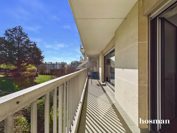 Bel appartement 5 pièces de 102 m² traversant avec balcon et vue dégagée - Rue Jean de la Bruyère, Versailles