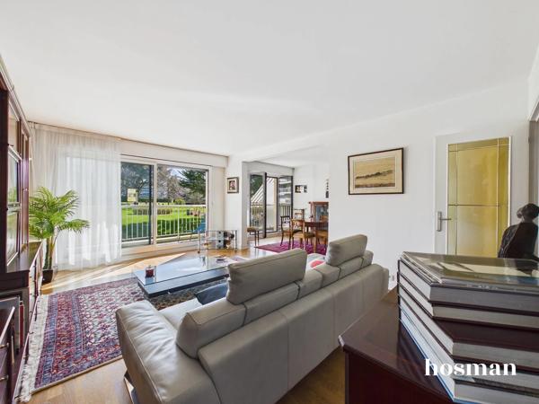 Bel appartement 5 pièces de 102 m² traversant avec balcon et vue dégagée - Rue Jean de la Bruyère, Versailles