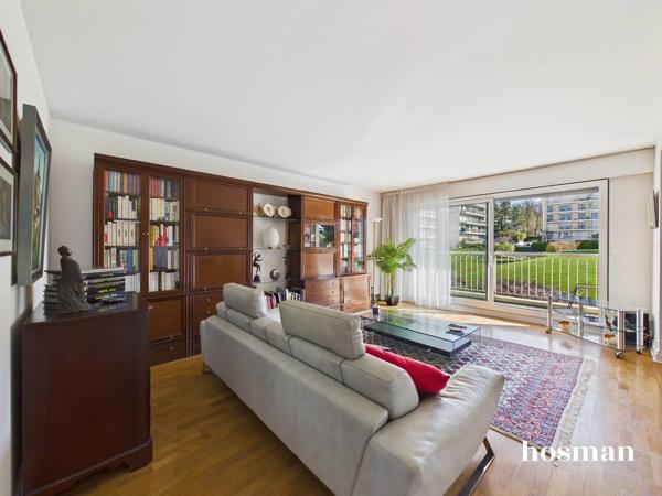 Bel appartement 5 pièces de 102 m² traversant avec balcon et vue dégagée - Rue Jean de la Bruyère, Versailles