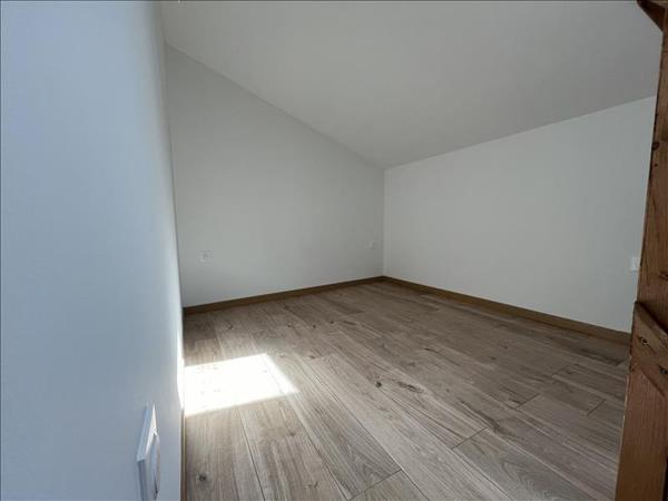 Appartement à louer |  LESPARRE MEDOC |  4 pièces | 99 m²