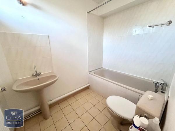 Appartement à louer 1 pièce 36.79m²