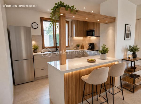 🏡 BSK IMMOBILIER – VALÉRIE BARBIERI vous propose à la vente 🏡

✨ Bien rare aux Arcs-sur-Argens – Maison familiale avec fort potentiel ✨

Dans l’un des secteurs les plus recherchés des Arcs-sur-Argens, découvrez cette maison de 118 m², idéalement située au calme, en étant à pied des commerces, écoles et de la gare TGV.
Un emplacement privilégié, alliant tranquillité absolue et accessibilité, particulièrement rare sur le secteur.

🌿 Un extérieur exceptionnel!
Implantée sur un terrain plat de 694 m², cette propriété offre un cadre de vie intime et préservé, avec un agréable espace extérieur et piscine hors sol, parfait pour profiter pleinement du climat provençal.

🏠 Une maison aux volumes généreux et évolutifs :
Élevée sur deux niveaux, elle propose : Une belle pièce de vie lumineuse avec cuisine ouverte, 4 chambres, dont une de plain-pied avec salle d’eau, idéale pour une vie de famille ou recevoir, Une salle de bains,
De nombreux espaces de rangement
Un garage de 25 m²

🔧 Un potentiel rare à exploiter : En bon état, cette maison nécessite un rafraîchissement, offrant ainsi une véritable opportunité de valorisation.
Vous pourrez la repenser à votre image et créer un bien unique, parfaitement adapté à vos envies.

📍 Une localisation stratégique :
✔️ Tout à pied (commerces, écoles, gare)
✔️ À 10 minutes de l’autoroute
✔️ À seulement 30 minutes des plages

💛 Les atouts majeurs :
✔️ Secteur très recherché
✔️ Terrain plat 
✔️ Chambre en rez-de-chaussée
✔️ Fort potentiel de valorisation
✔️ Idéal résidence principale, secondaire ou investissement

Les prestations :
✔️ Climatisation réversible
✔️ Double vitrage
✔️ Tout à l'égout
✔️ Présence d'un puits 
 
✨ Une opportunité rare sur le marché, à fort potentiel, dans un cadre de vie privilégié.

VIDEO A LA DEMANDE!

📞 À visiter sans tarder !
Visites possibles 7j/7, week-ends et jours fériés sur rendez-vous.