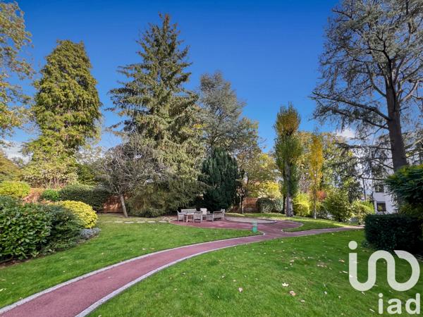 Appartement à vendre 9 pièces 205,7 m² La Celle-Saint-Cloud