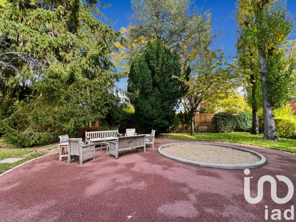 Appartement à vendre 9 pièces 205,7 m² La Celle-Saint-Cloud