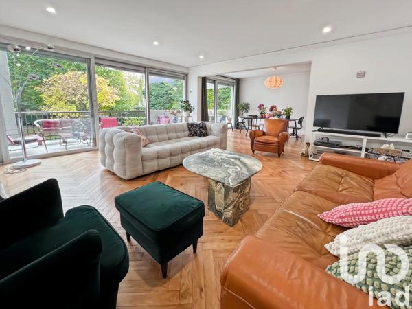 Appartement à vendre 9 pièces 205,7 m² La Celle-Saint-Cloud