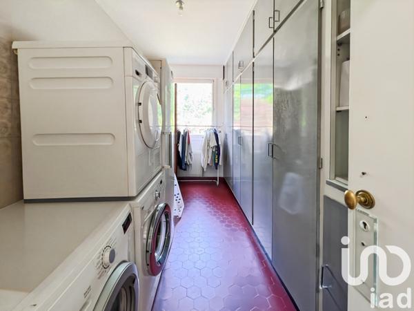 Appartement à vendre 9 pièces 205,7 m² La Celle-Saint-Cloud