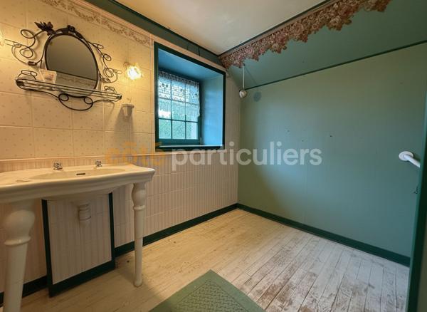 Vente
                Maison137 m² - 5 Pièces -
                    VAUBADON (14490)