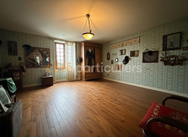 Vente
                Maison137 m² - 5 Pièces -
                    VAUBADON (14490)