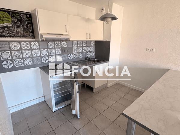 Location Appartement 2 pièces 43.15 m² - 44 AV DU DOCTEUR SCHWEITZER Perpignan 66000