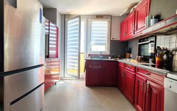 Appartement à vendre    4 pièces • 84,63 m2 Saint-Ouen-l'Aumône