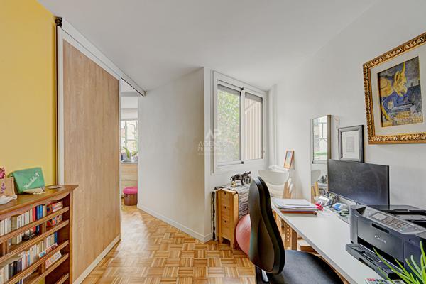 Appartement Saint Germain En Laye 5 pièce(s) 97.710 m2 349 000 € **  - Référence  18876