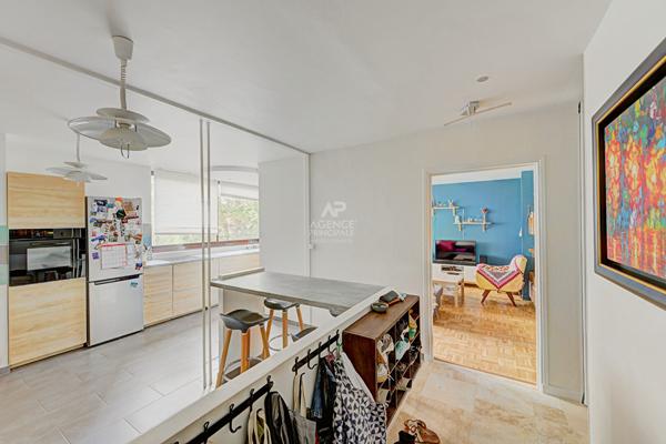 Appartement Saint Germain En Laye 5 pièce(s) 97.710 m2 349 000 € **  - Référence  18876