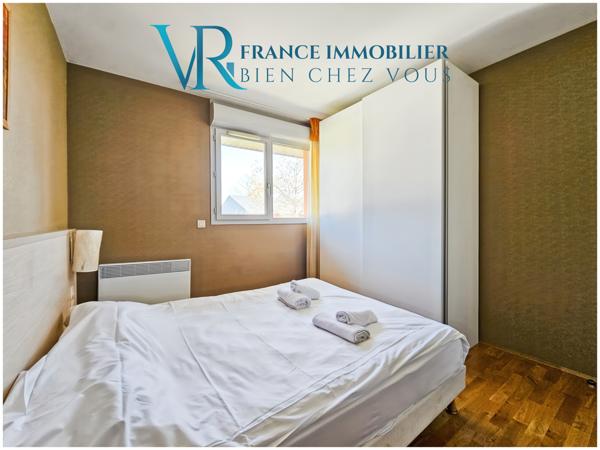 Divonne-les-Bains (01220) DUPLEX T5 MEUBLÉ 108M² AVEC TERRASSE & PARKING
