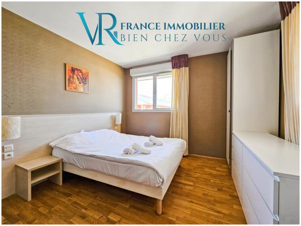 Divonne-les-Bains (01220) DUPLEX T5 MEUBLÉ 108M² AVEC TERRASSE & PARKING