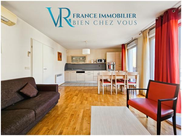 Divonne-les-Bains (01220) DUPLEX T5 MEUBLÉ 108M² AVEC TERRASSE & PARKING