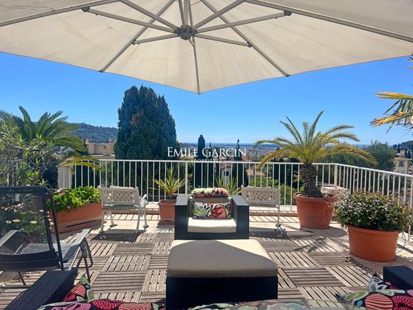A vendre Côte d'Azur, Le Cannet, Appartement avec toit terrasse vue mer