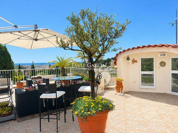A vendre Côte d'Azur, Le Cannet, Appartement avec toit terrasse vue mer