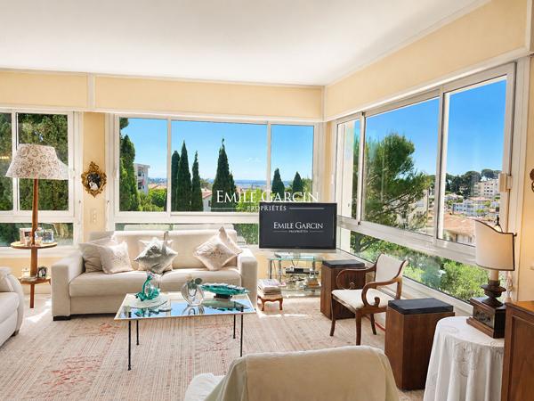 A vendre Côte d'Azur, Le Cannet, Appartement avec toit terrasse vue mer