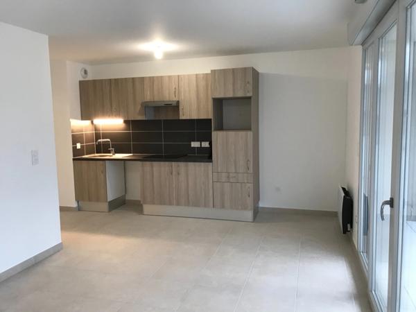 Appartement à louer 2 pièces MONTPELLIER (34)