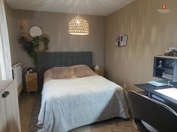 BELLE CONTEMPORAINE AU COEUR DE VILLE D'HENNEBONT - BIEN RARE