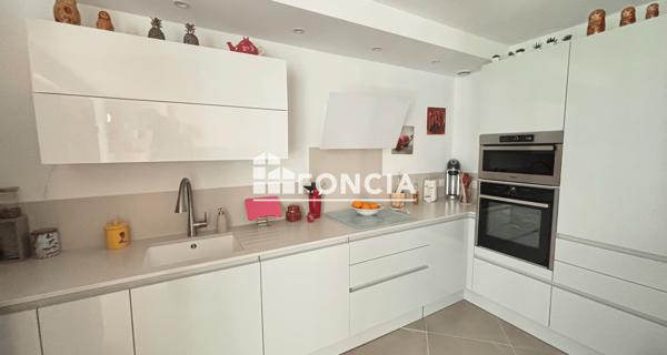 À vendre Appartement 3 pièces 66.9 m² - La Seyne-sur-mer 83500