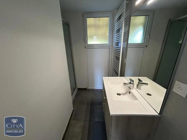 Appartement à louer 4 pièces 63.25m²