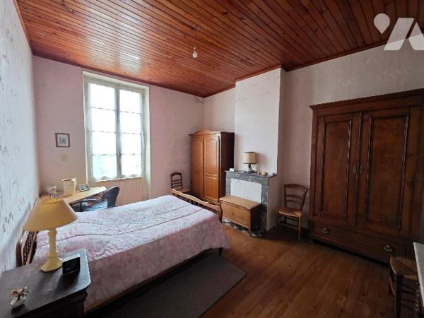 A vendre maison louée 5 pièces 162 m²