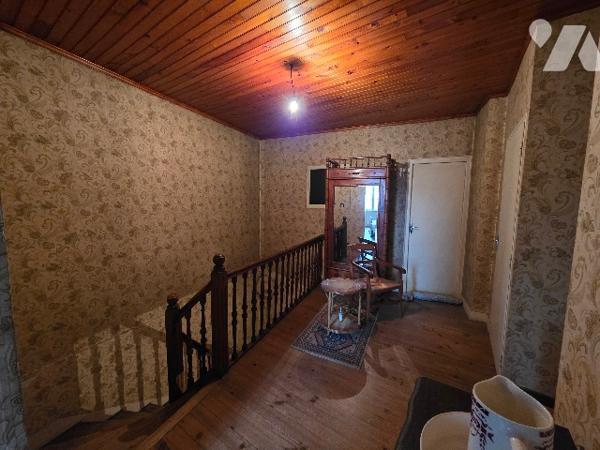 A vendre maison louée 5 pièces 162 m²