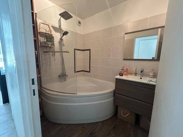 Appartement à vendre 3 pièces CRETEIL (94), très résidentiel, à 2 pas de Village