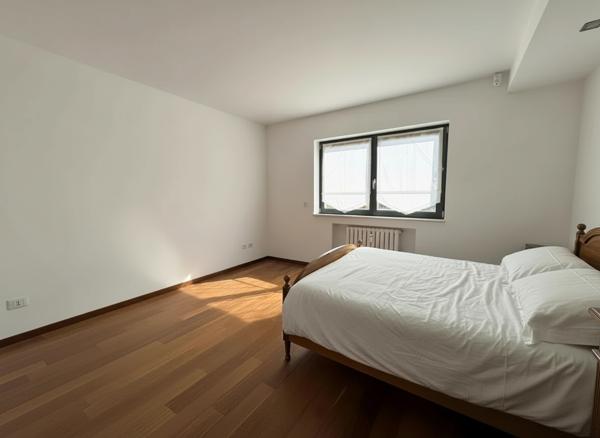 Maison Verrieres Le Buisson 7 pièce(s) 182.7 m2