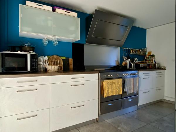 Saint-Jean-de-Muzols (07300) Maison de 130 m², 7 pièces avec jardin clos - 5 min de Tournon-sur-rhône