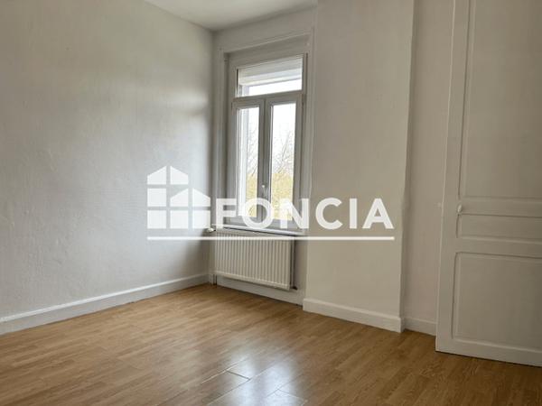 Location Maison 4 pièces 80 m² - 6 RUELLE MENNEVEUX Valenciennes 59300