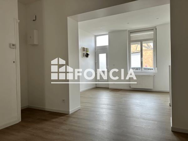 Location Maison 4 pièces 80 m² - 6 RUELLE MENNEVEUX Valenciennes 59300