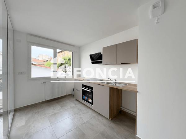 Location Appartement 2 pièces 57.2 m² - 4 Boulevard Voltaire Bourg En Bresse 01000