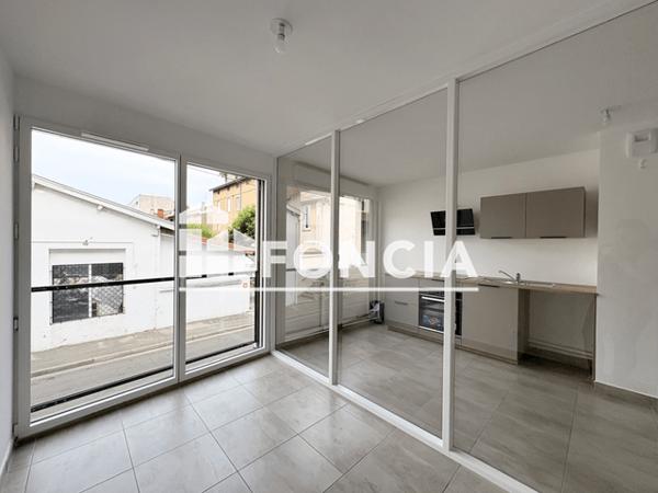 Location Appartement 2 pièces 57.2 m² - 4 Boulevard Voltaire Bourg En Bresse 01000