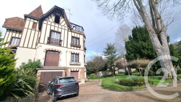Maison à vendre  10 pièces - 309 m2 LA VARENNE ST HILAIRE - 94
