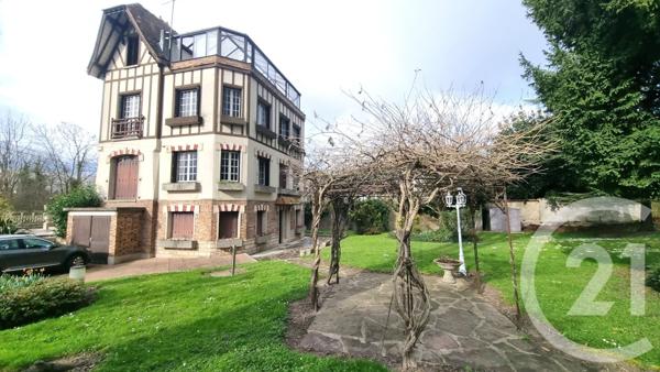 Maison à vendre  10 pièces - 309 m2 LA VARENNE ST HILAIRE - 94