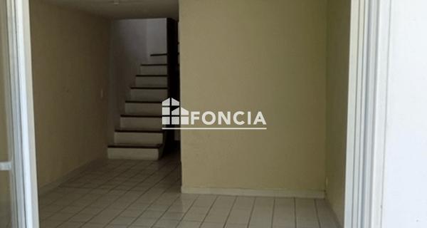 Location Maison 3 pièces 60.74 m² - Cadenet 84160