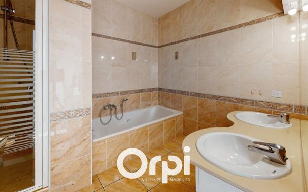 Appartement à vendre    4 pièces • 110,80 m2 Audun-le-Tiche