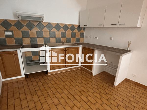 Location Appartement 3 pièces 95.32 m² - 11 RUE DES MOULINS Arles 13200
