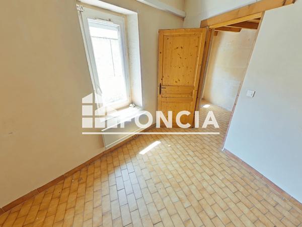 Location Appartement 3 pièces 95.32 m² - 11 RUE DES MOULINS Arles 13200