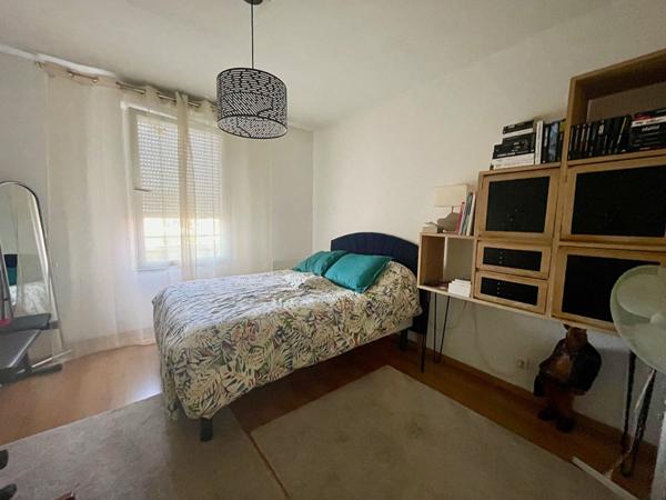 Appartement L'isle Jourdain 3 pièce(s) 61.35 m ² + 2 parkings