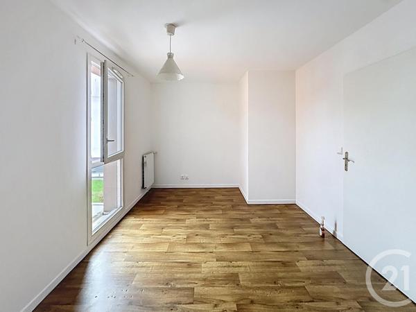 Appartement F4 à vendre  4 pièces - 78,60 m2 BOBIGNY - 93