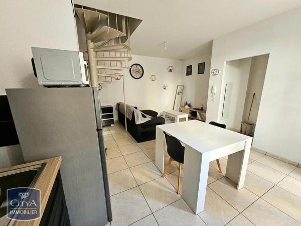 Appartement à louer 3 pièces 57.56m²
